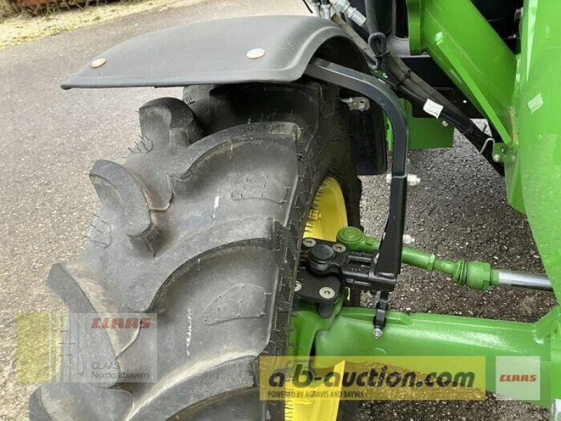 Traktor des Typs John Deere 5075 E + H 240, Gebrauchtmaschine in Schwend (Bild 12)