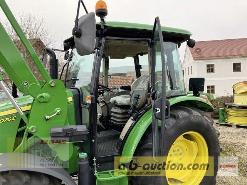 Traktor des Typs John Deere 5075 E + H 240, Gebrauchtmaschine in Schwend (Bild 11)