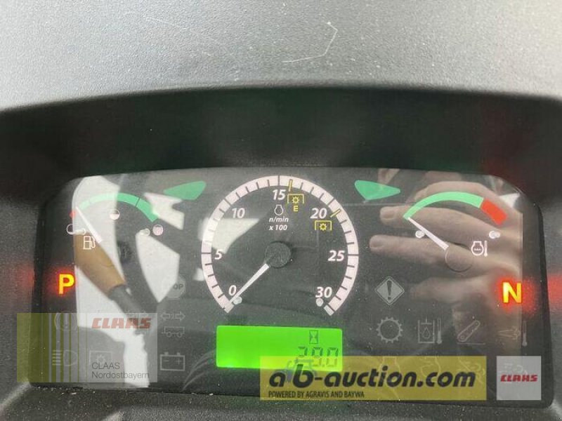 Traktor des Typs John Deere 5075 E + H 240, Gebrauchtmaschine in Schwend (Bild 8)