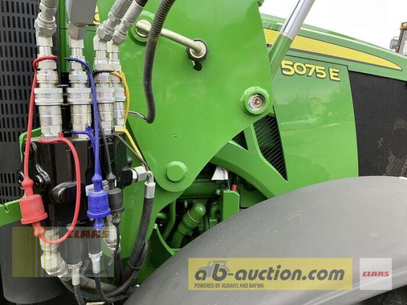 Traktor des Typs John Deere 5075 E + H 240, Gebrauchtmaschine in Schwend (Bild 2)