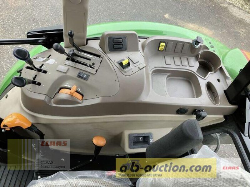 Traktor des Typs John Deere 5075 E + H 240, Gebrauchtmaschine in Schwend (Bild 6)