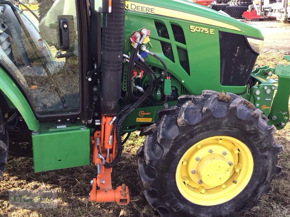 Traktor des Typs John Deere 5075 E, Vorführmaschine in Herzogenburg (Bild 22)