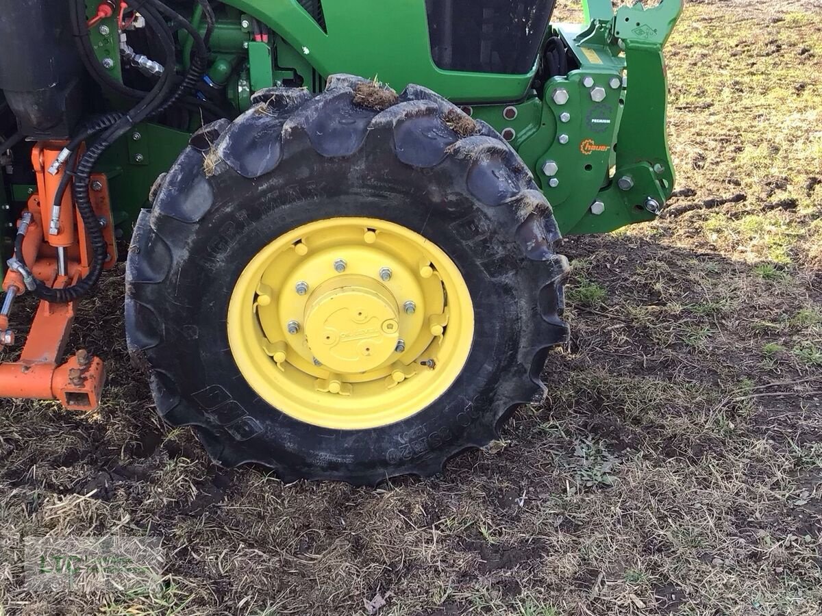 Traktor des Typs John Deere 5075 E, Vorführmaschine in Herzogenburg (Bild 17)