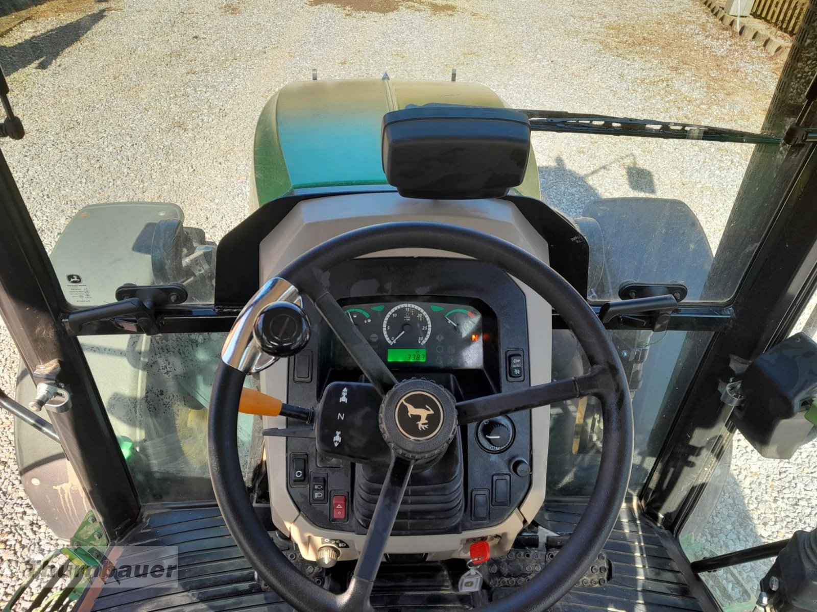 Traktor типа John Deere 5075 E, Gebrauchtmaschine в Bodenmais (Фотография 7)