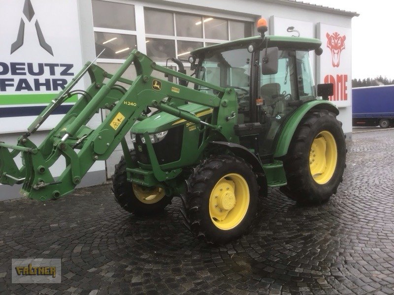 Traktor типа John Deere 5075 E, Gebrauchtmaschine в Büchlberg (Фотография 1)