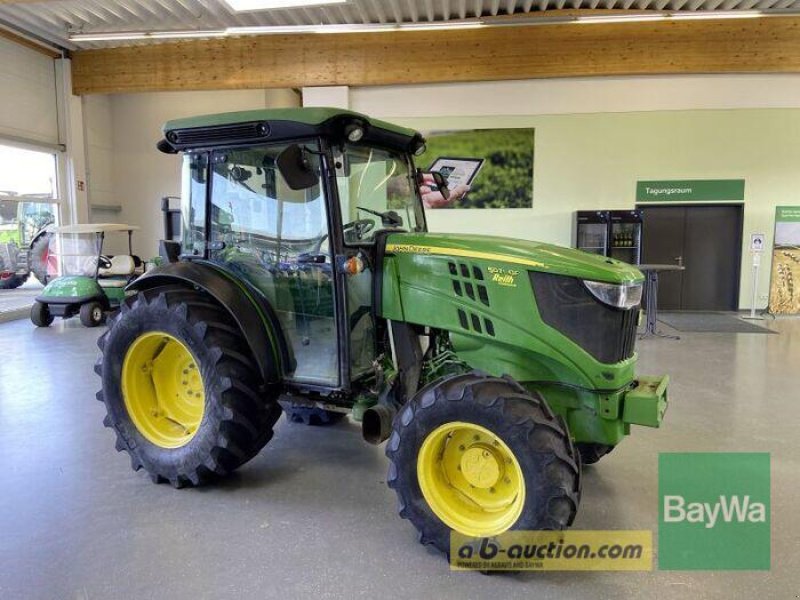 Traktor типа John Deere 5075 GF, Gebrauchtmaschine в Bamberg (Фотография 1)