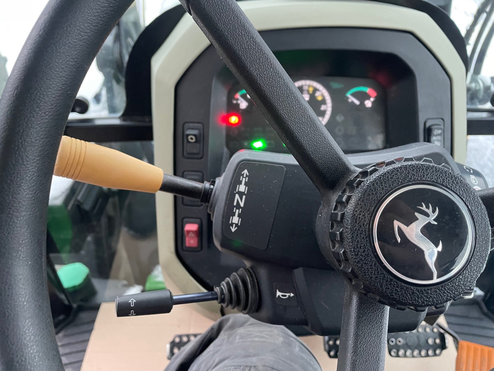 Traktor typu John Deere 5075 M, Gebrauchtmaschine v Burglengenfeld (Obrázek 10)