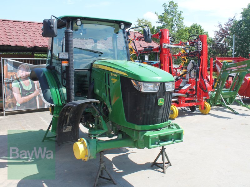 Traktor a típus John Deere 5075 M, Gebrauchtmaschine ekkor: Straubing