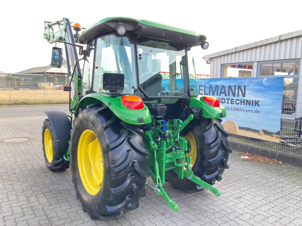 Traktor typu John Deere 5075E mit Klima, Gebrauchtmaschine v Stuhr (Obrázok 4)