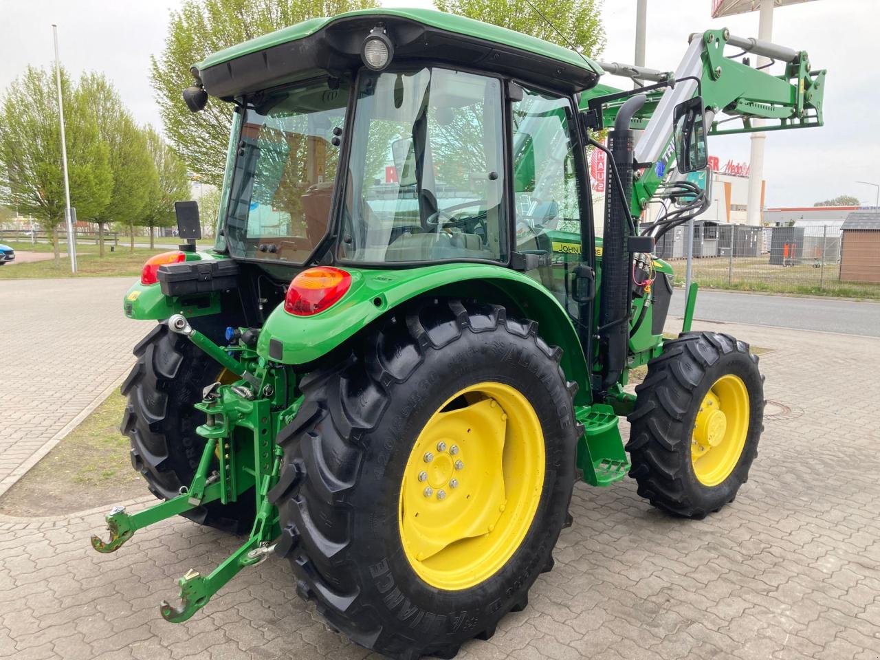 Traktor типа John Deere 5075E mit Klima, Gebrauchtmaschine в Stuhr (Фотография 5)