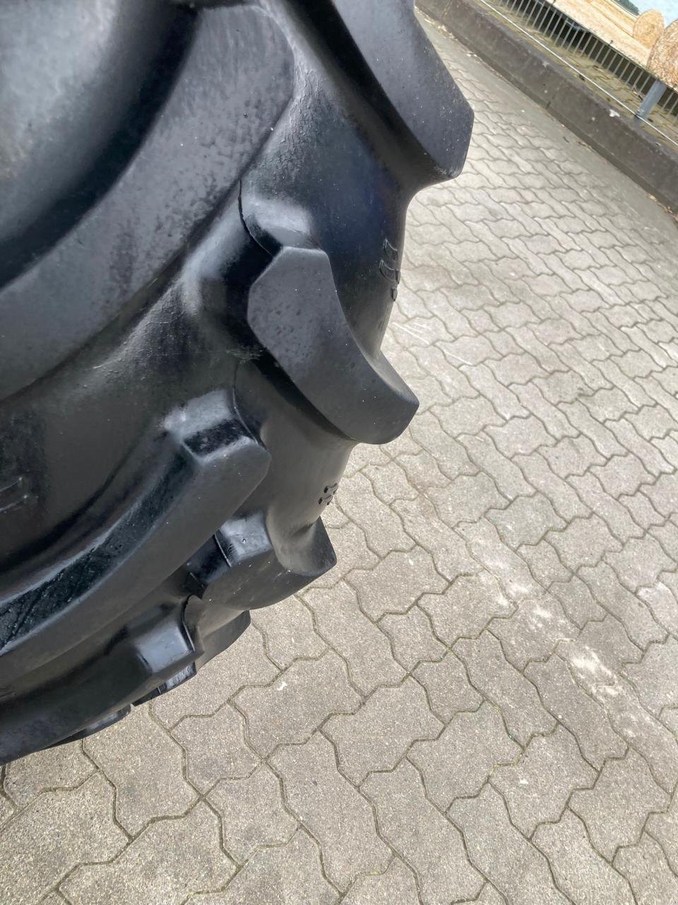 Traktor типа John Deere 5075E mit Klima, Gebrauchtmaschine в Stuhr (Фотография 7)