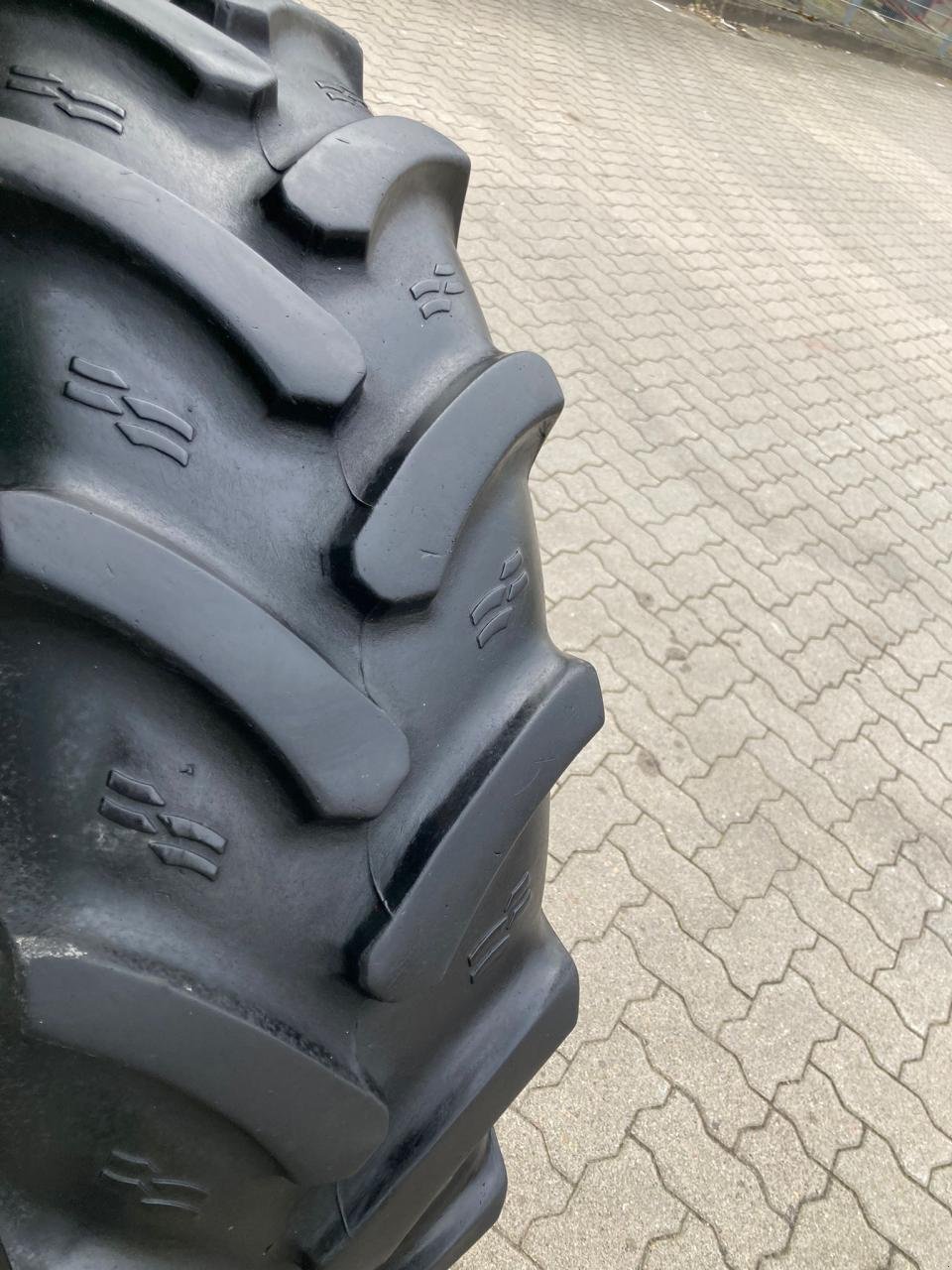 Traktor типа John Deere 5075E mit Klima, Gebrauchtmaschine в Stuhr (Фотография 8)