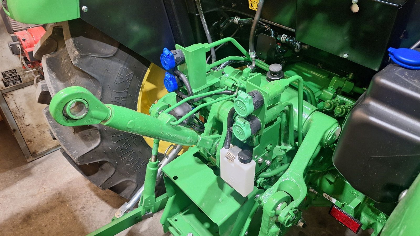 Traktor of the type John Deere 5075E, Gebrauchtmaschine in Rødekro (Picture 10)