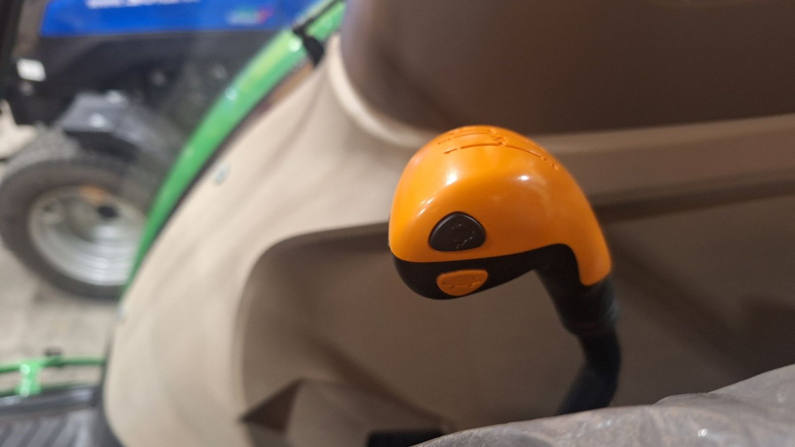 Traktor of the type John Deere 5075E, Gebrauchtmaschine in Rødekro (Picture 5)