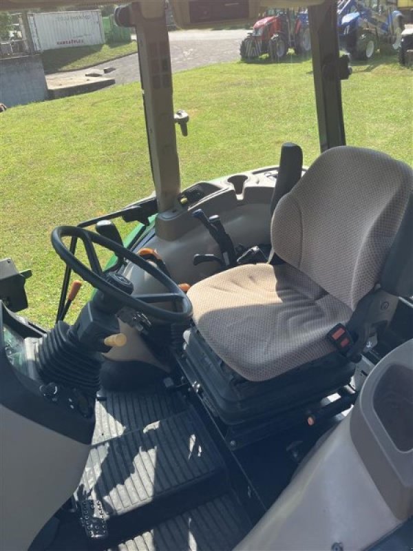 Traktor typu John Deere 5075E, Gebrauchtmaschine v Arbedo (Obrázek 5)