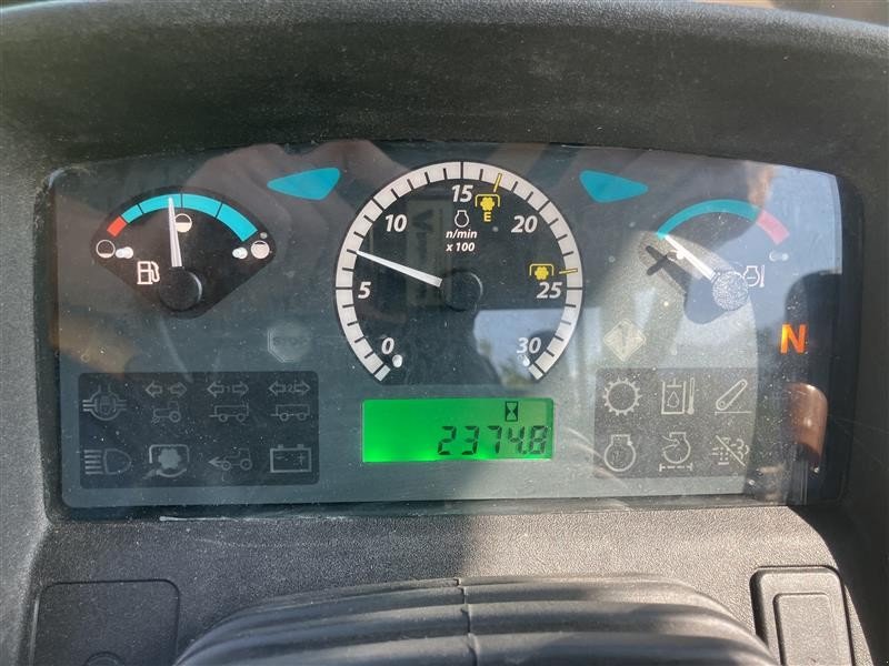 Traktor typu John Deere 5075E, Gebrauchtmaschine v Arbedo (Obrázek 6)