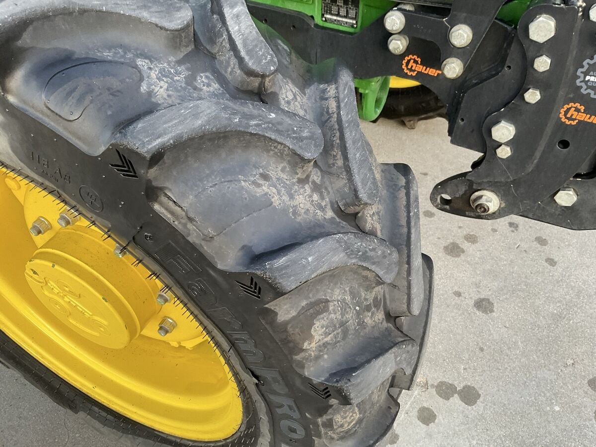 Traktor типа John Deere 5075E, Gebrauchtmaschine в Zwettl (Фотография 16)