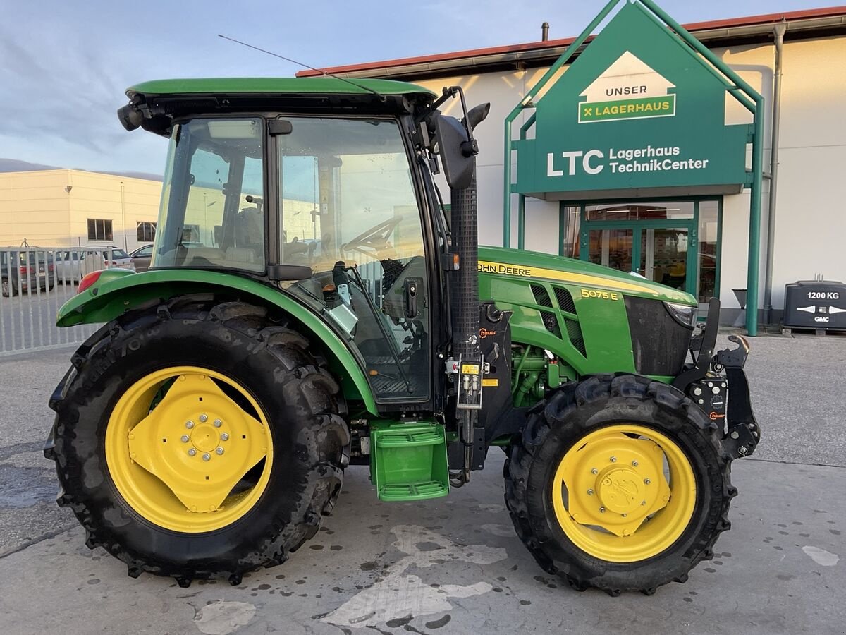 Traktor типа John Deere 5075E, Gebrauchtmaschine в Zwettl (Фотография 8)
