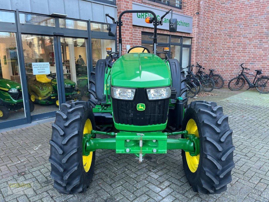 Traktor от тип John Deere 5075E, Neumaschine в Ahaus (Снимка 2)