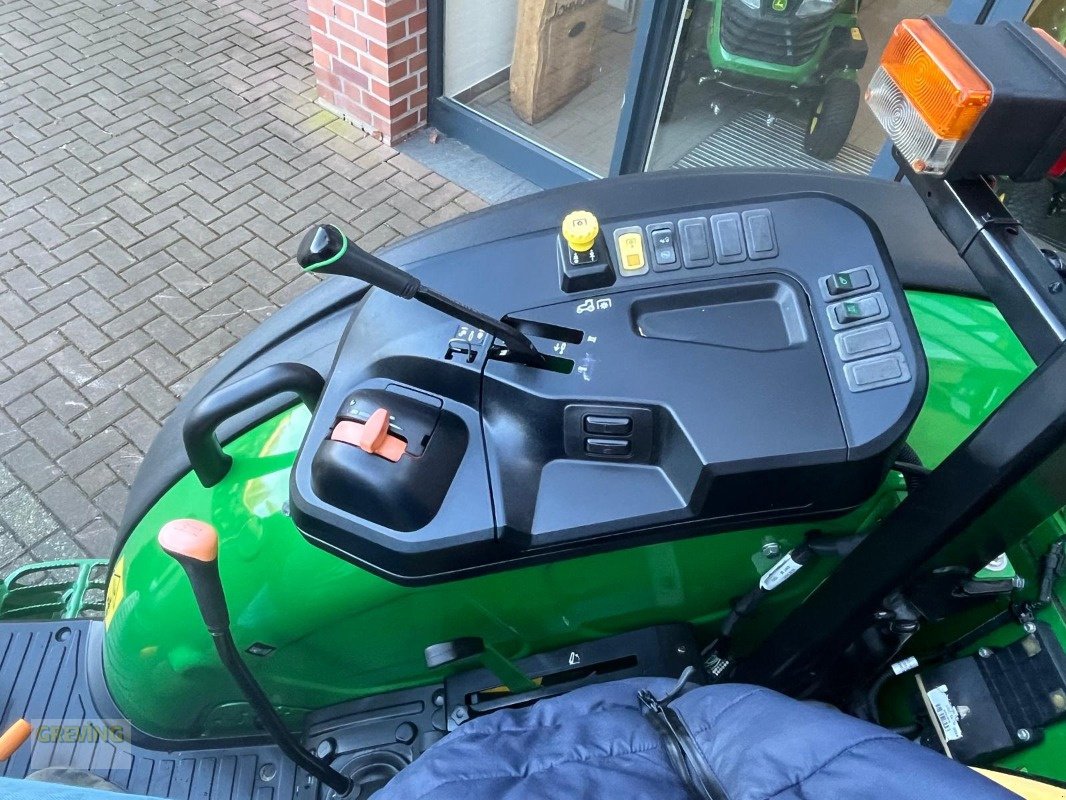 Traktor от тип John Deere 5075E, Neumaschine в Ahaus (Снимка 9)