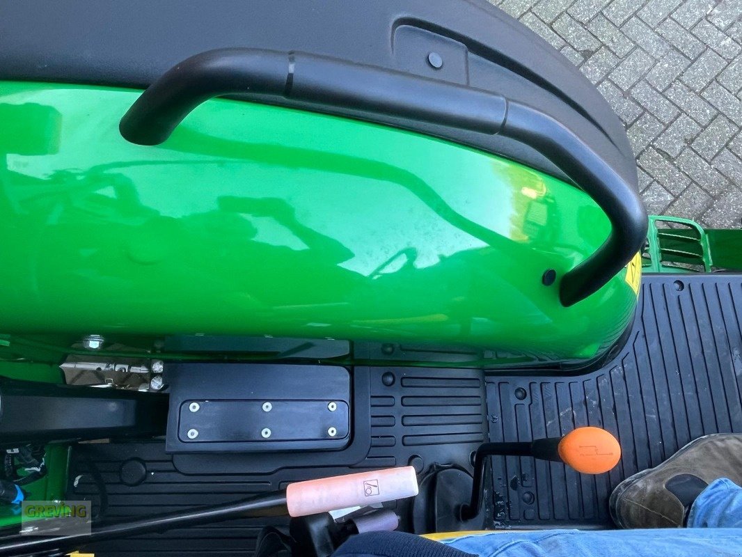 Traktor от тип John Deere 5075E, Neumaschine в Ahaus (Снимка 12)