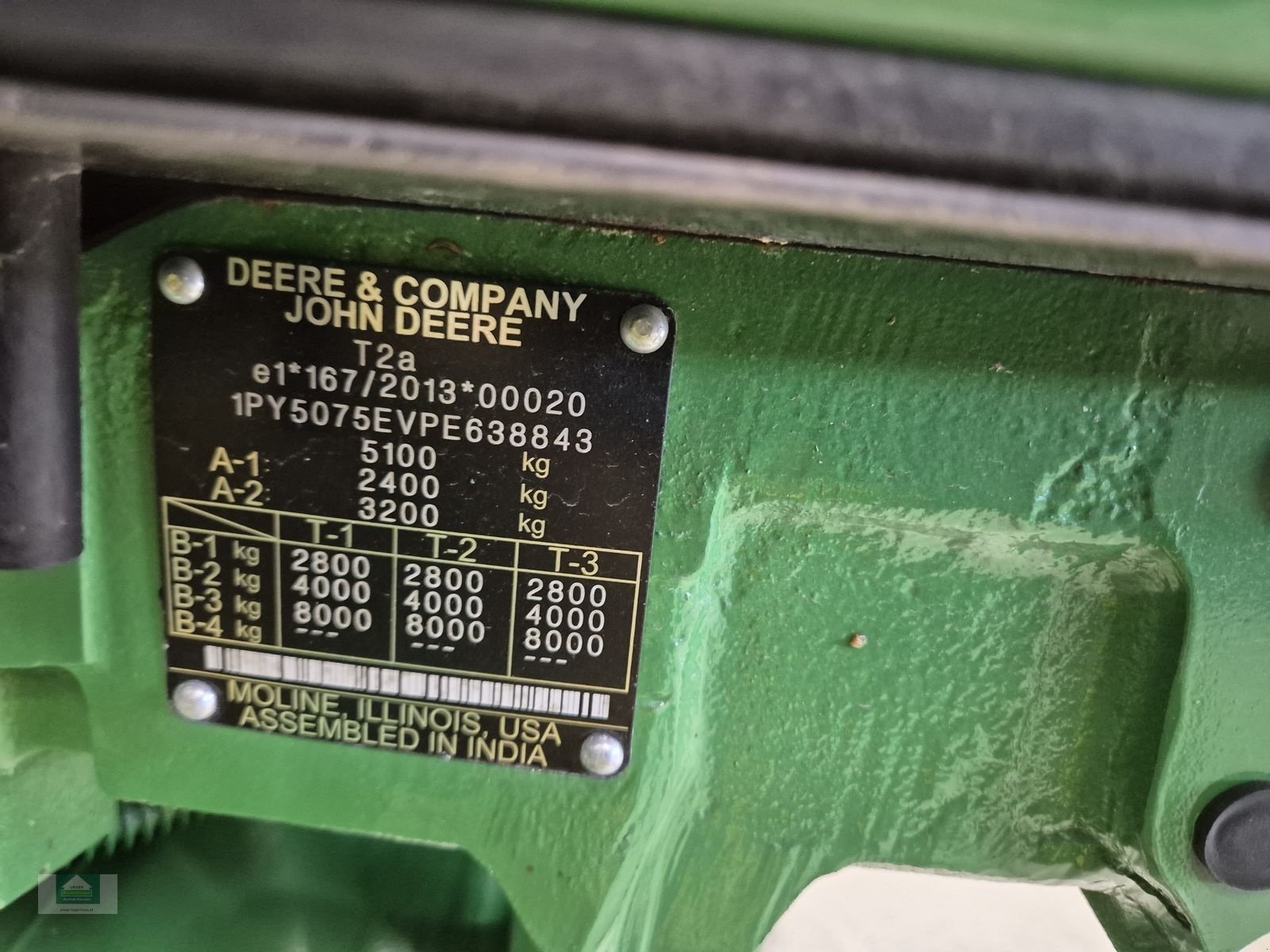 Traktor of the type John Deere 5075E, Neumaschine in Klagenfurt (Picture 3)