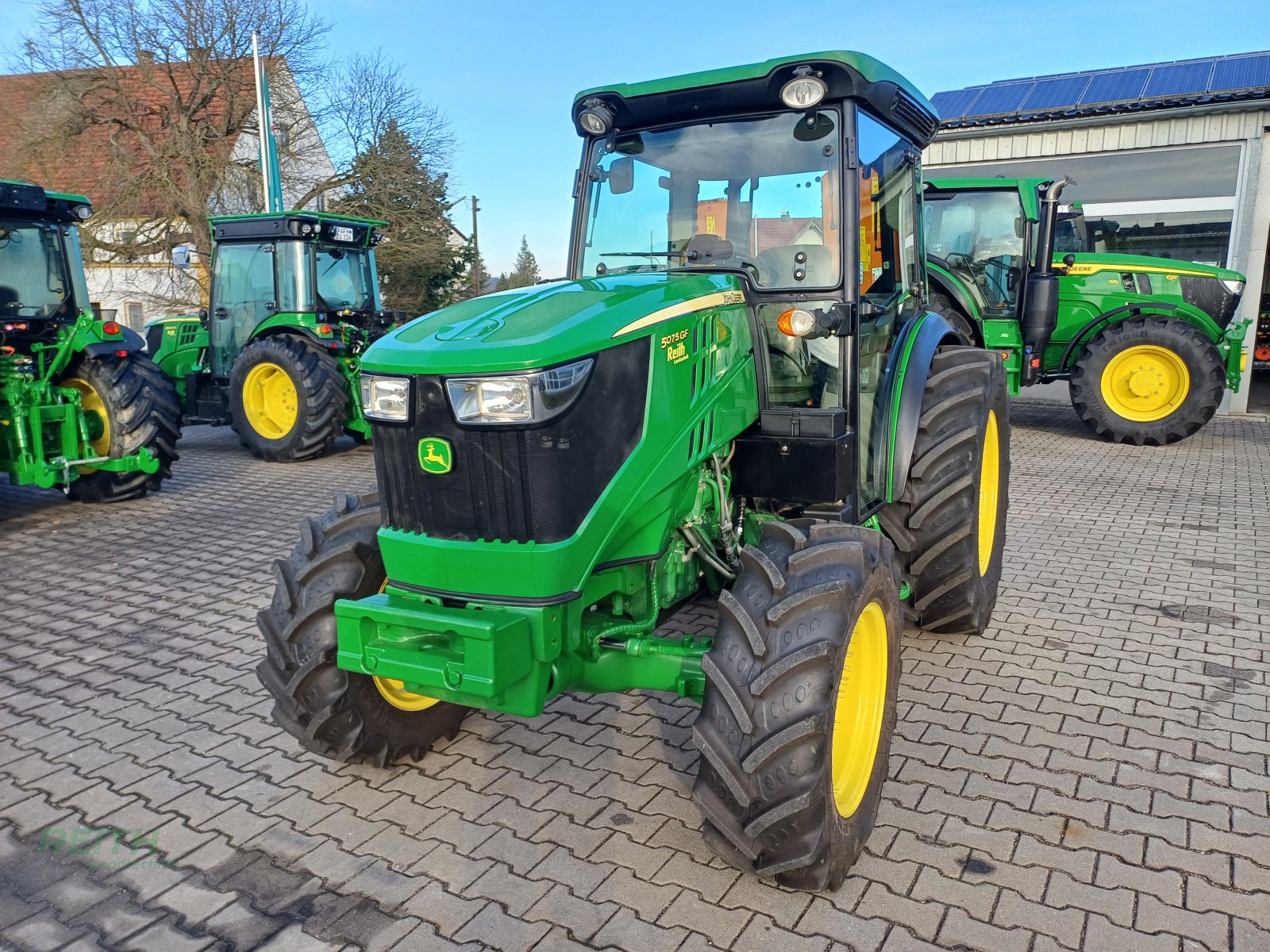 Traktor des Typs John Deere 5075GF, Gebrauchtmaschine in Wolnzach (Bild 7)
