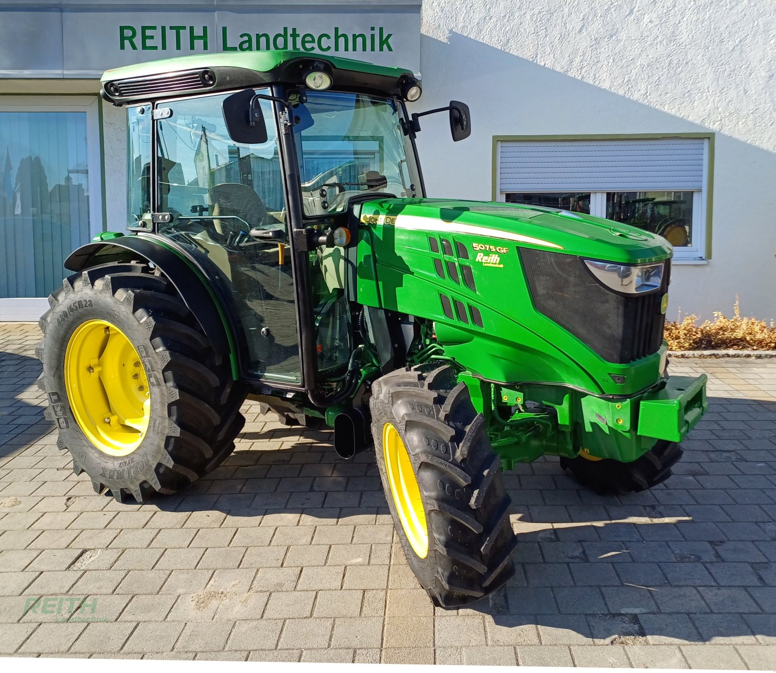 Traktor typu John Deere 5075GF, Gebrauchtmaschine v Wolnzach (Obrázek 2)