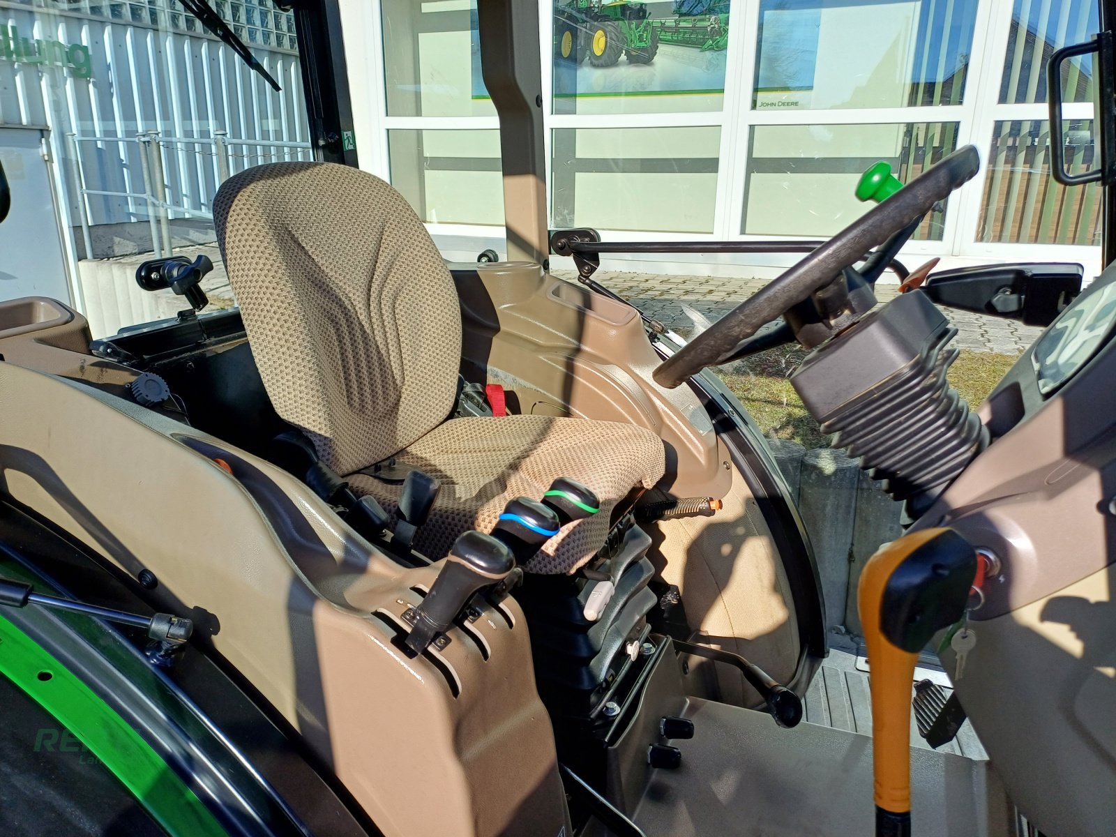 Traktor typu John Deere 5075GF, Gebrauchtmaschine v Wolnzach (Obrázek 14)