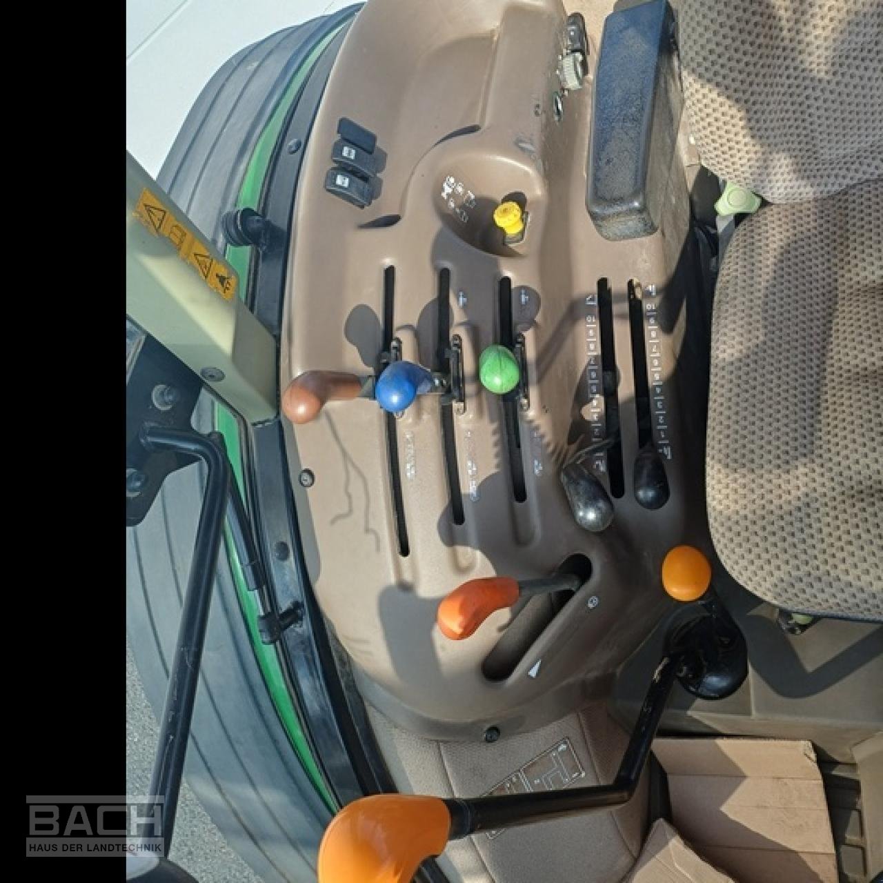 Traktor du type John Deere 5080 G, Gebrauchtmaschine en Boxberg-Seehof (Photo 7)