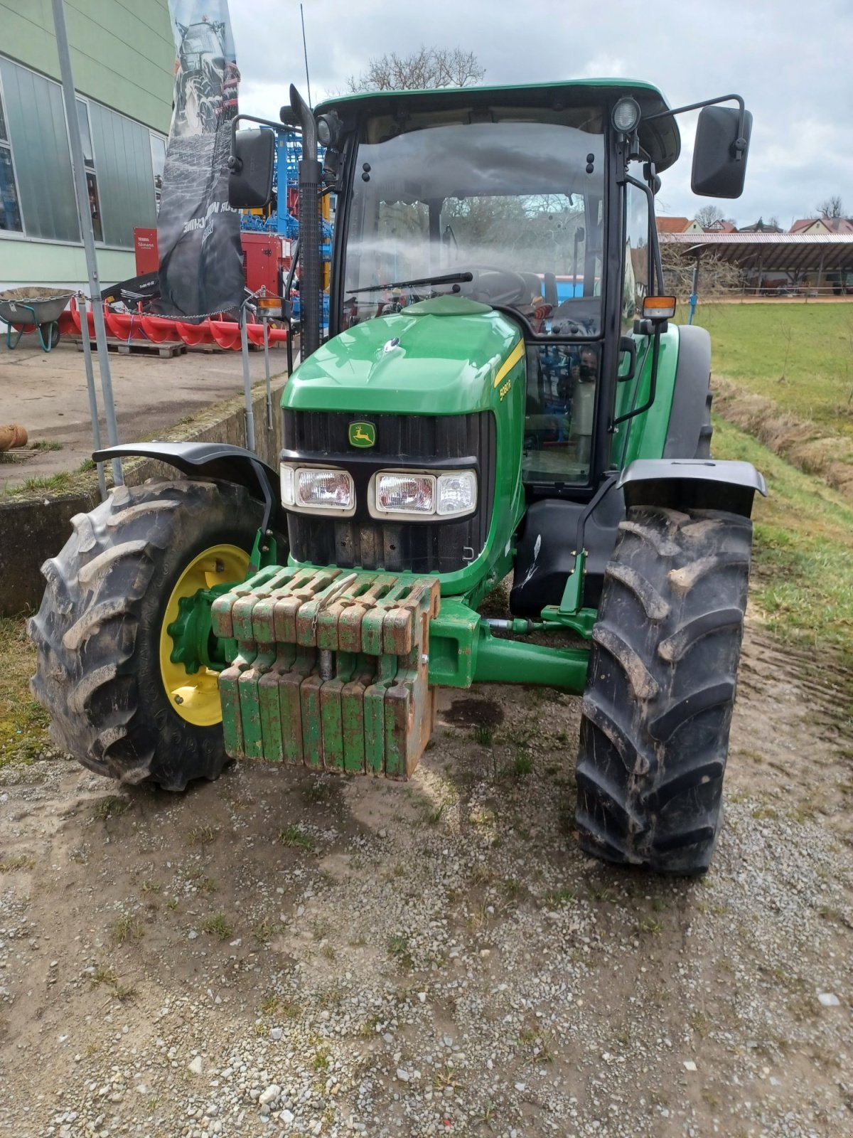 Traktor des Typs John Deere 5080 R, Gebrauchtmaschine in Uffenheim (Bild 2)