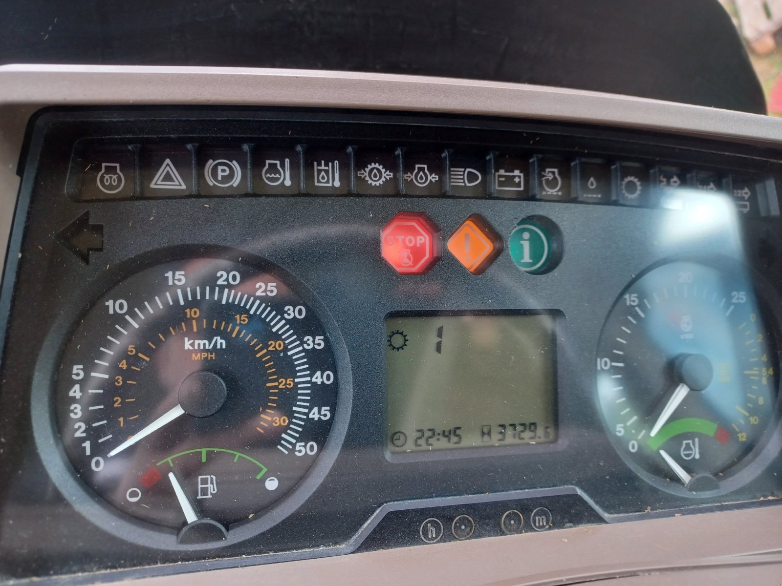 Traktor des Typs John Deere 5080 R, Gebrauchtmaschine in Uffenheim (Bild 8)