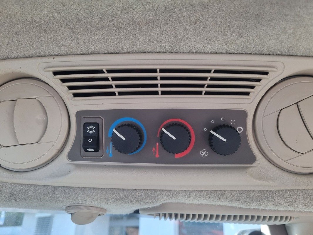 Traktor от тип John Deere 5080M, Gebrauchtmaschine в Neubrandenburg (Снимка 17)