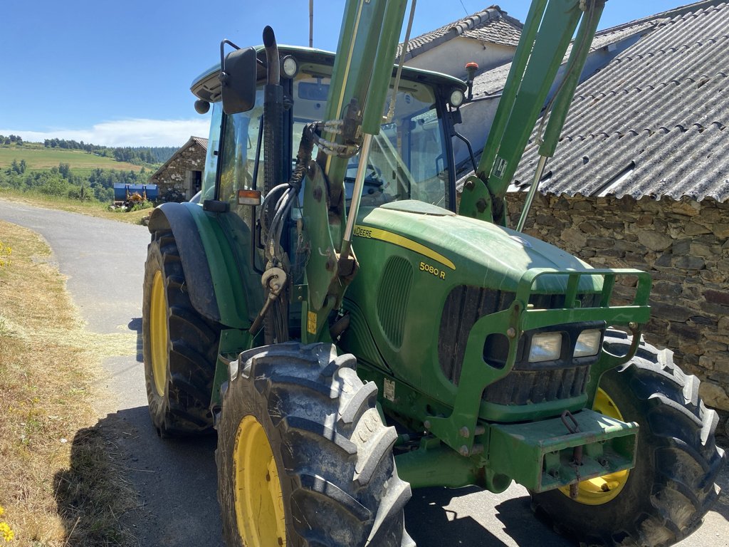 Traktor типа John Deere 5080R, Gebrauchtmaschine в SAINT FLOUR (Фотография 5)