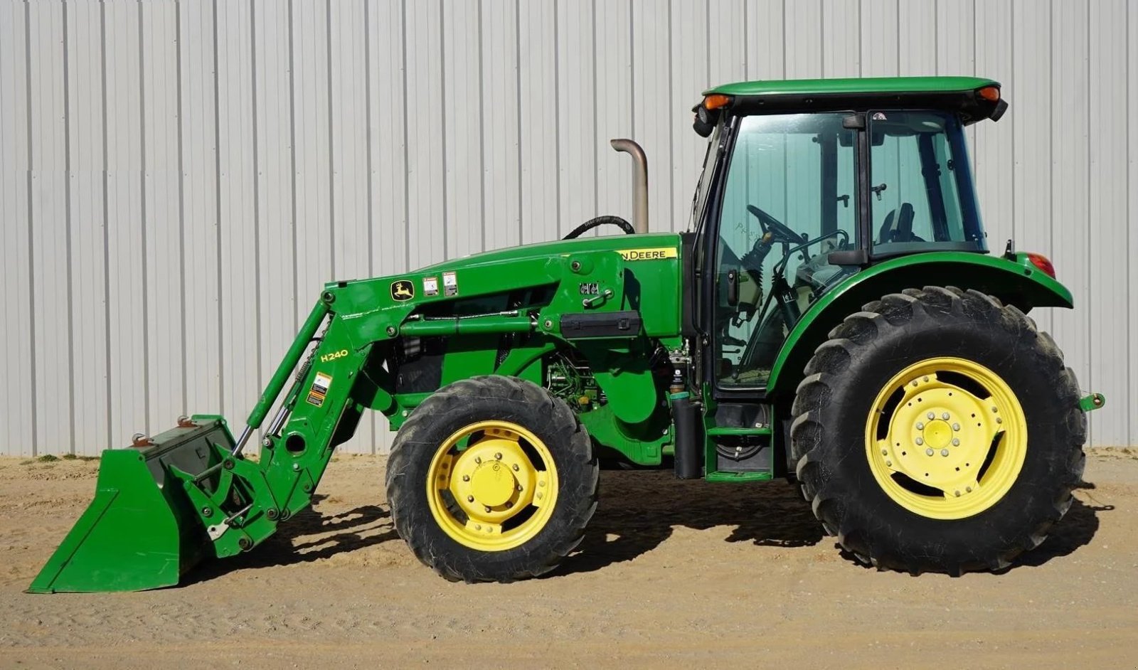 Traktor Türe ait John Deere 5085 E, Gebrauchtmaschine içinde Gemeinde Laab im Walde (resim 1)