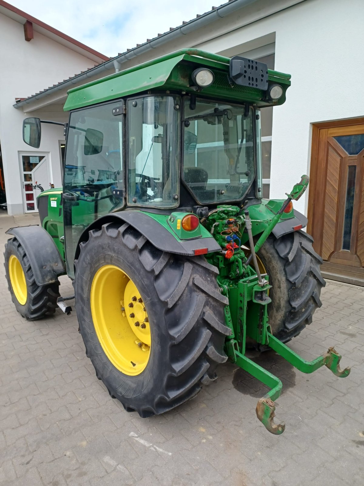 Traktor του τύπου John Deere 5085 GF, Gebrauchtmaschine σε Au/Hallertau (Φωτογραφία 4)