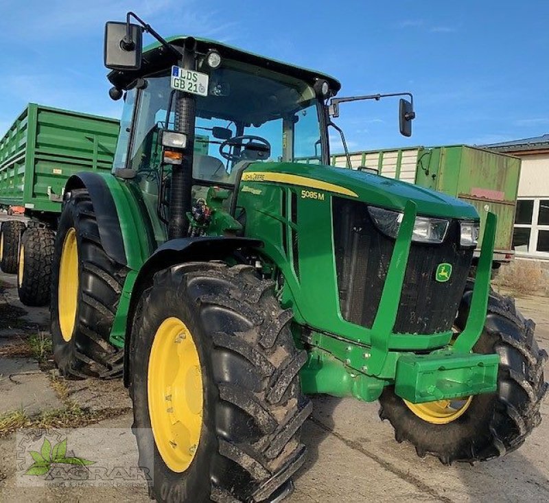 Traktor типа John Deere 5085M, Gebrauchtmaschine в Märkische Heide (Фотография 8)