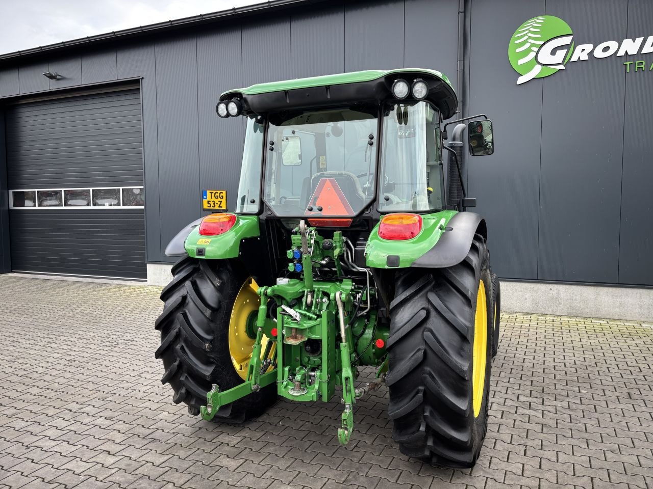 Traktor van het type John Deere 5085M, Gebrauchtmaschine in Daarle (Foto 5)
