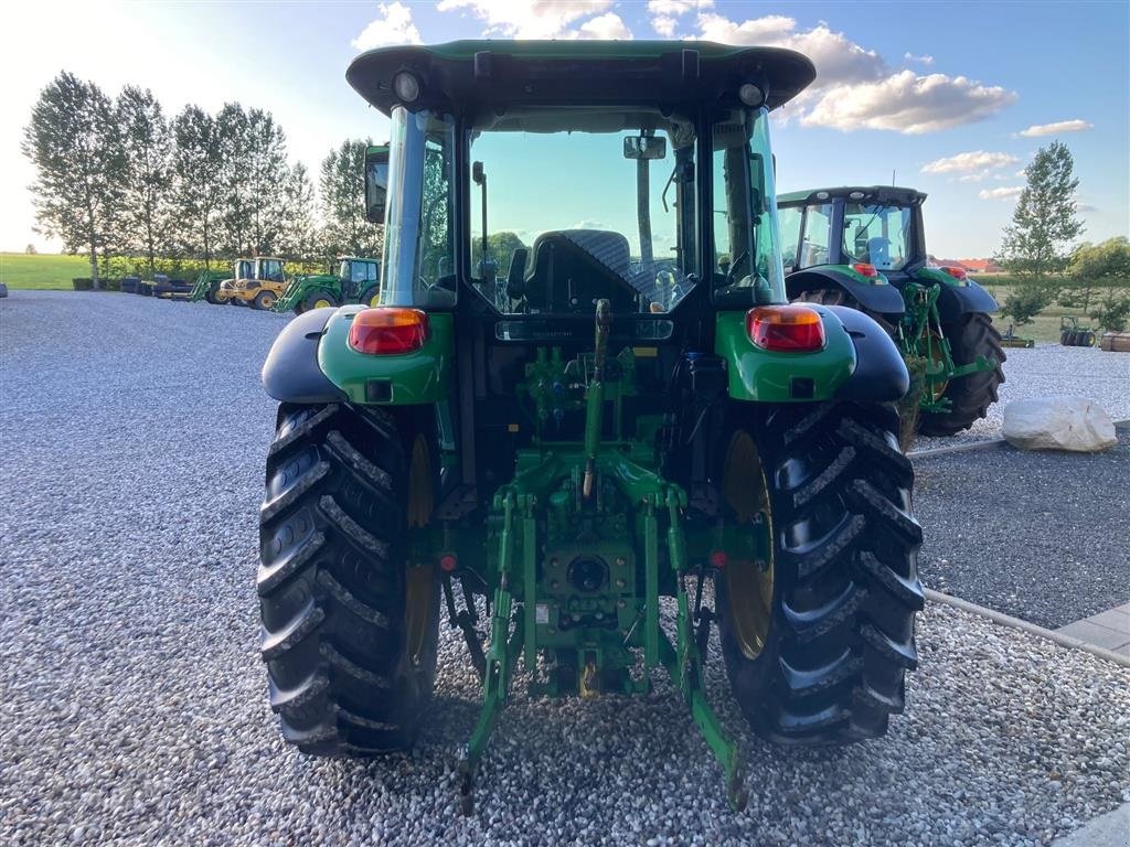 Traktor des Typs John Deere 5090 M krybegear og nyere Stoll frontlæsser, Gebrauchtmaschine in Thorsø (Bild 8)