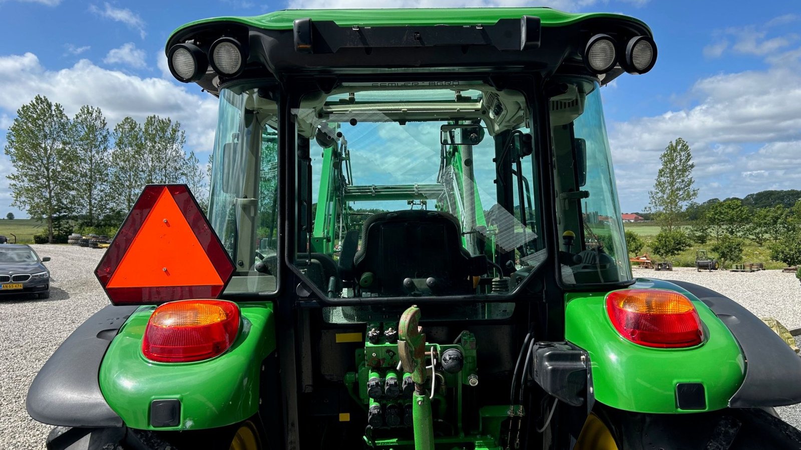 Traktor of the type John Deere 5090 M med John Deere 583 Frontlæsser, Gebrauchtmaschine in Thorsø (Picture 11)