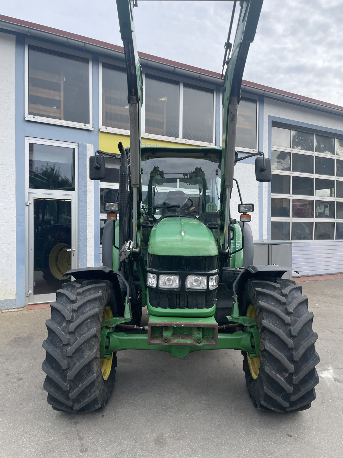 Traktor des Typs John Deere 5090 M, Gebrauchtmaschine in Ochsenhausen (Bild 4)