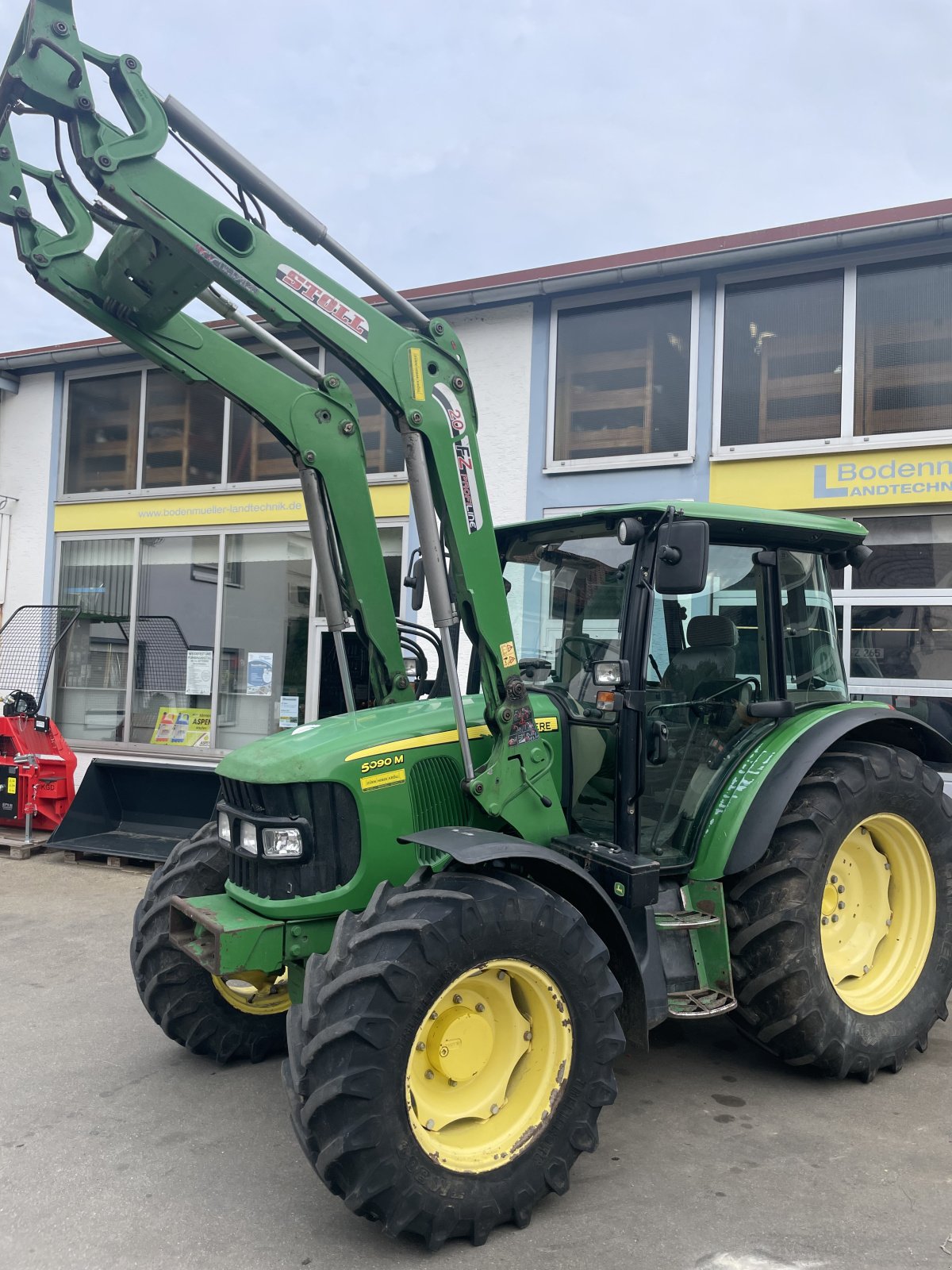 Traktor des Typs John Deere 5090 M, Gebrauchtmaschine in Ochsenhausen (Bild 8)
