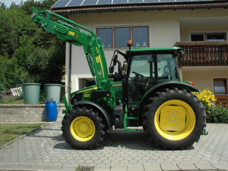 Traktor des Typs John Deere 5090 M, Gebrauchtmaschine in Amberg (Bild 1)