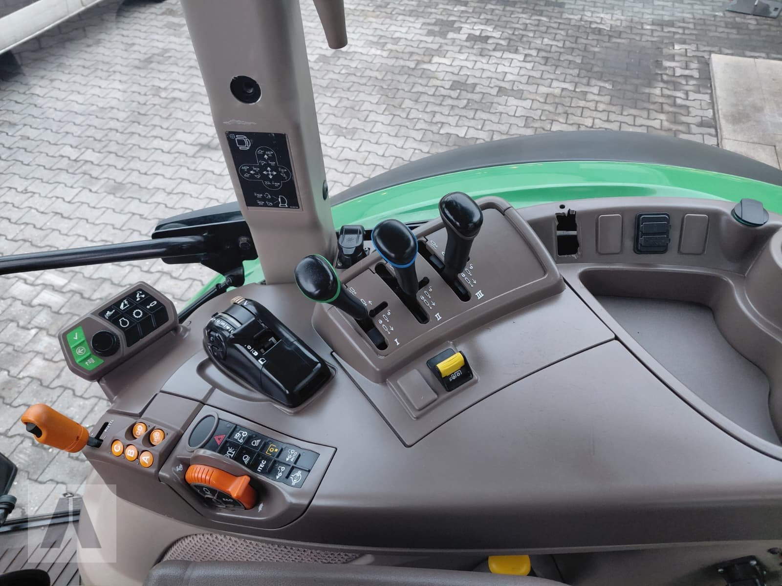 Traktor typu John Deere 5090 R, Gebrauchtmaschine v Regensburg (Obrázek 16)