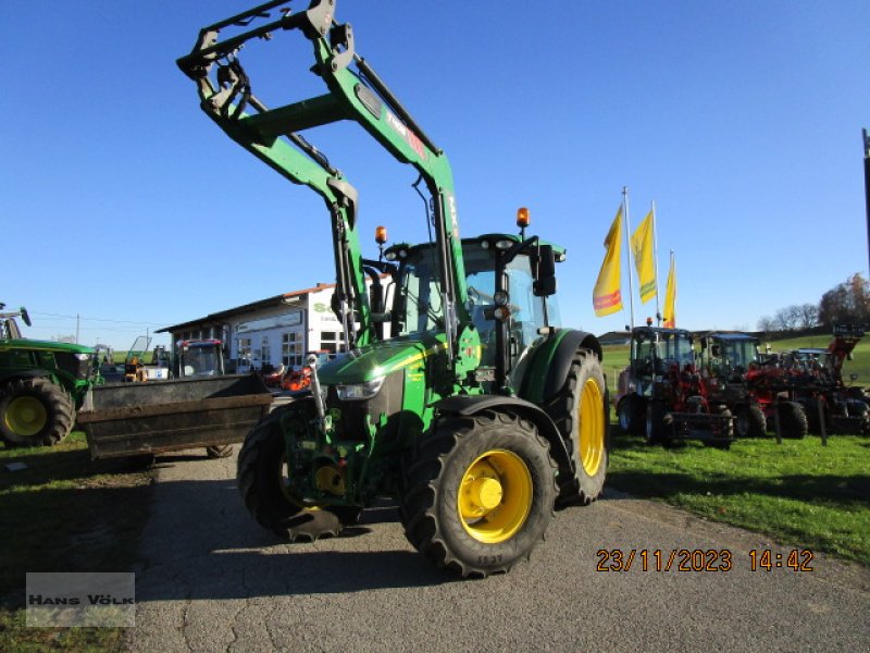 Traktor des Typs John Deere 5090 R, Gebrauchtmaschine in Soyen (Bild 2)