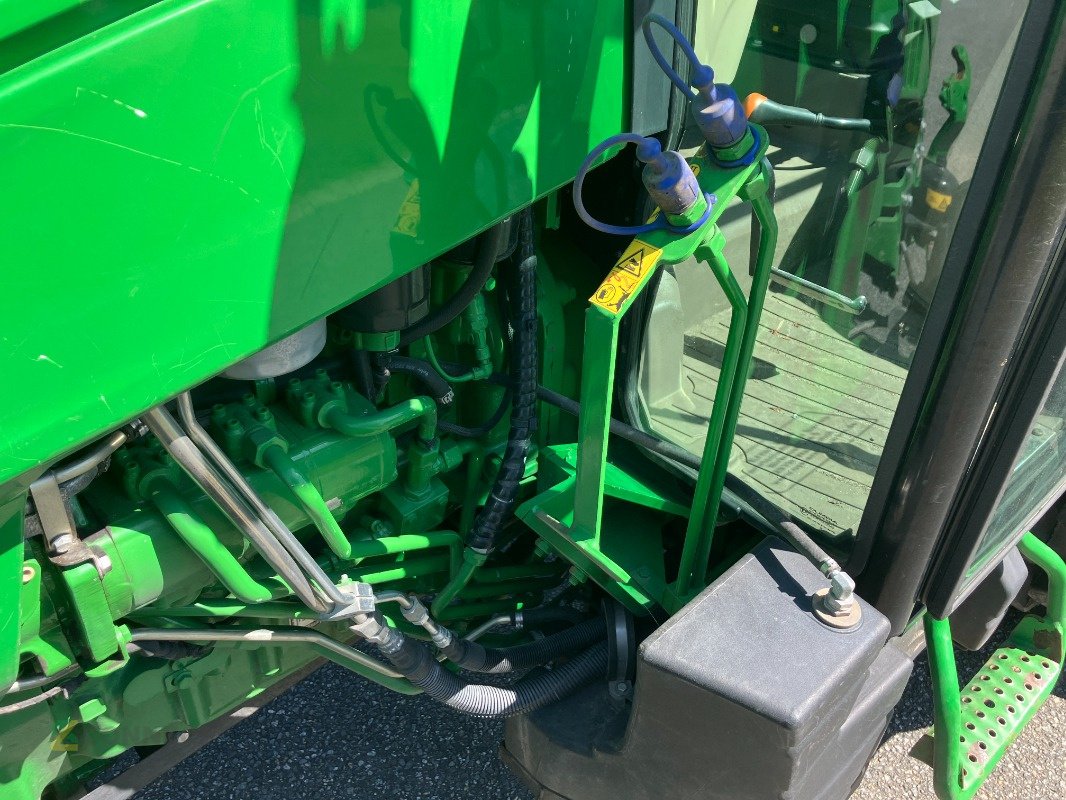 Traktor tip John Deere 5090GF mit RTK- Lenksystem/ FKH/FZW, Gebrauchtmaschine in Jahnatal (Poză 9)