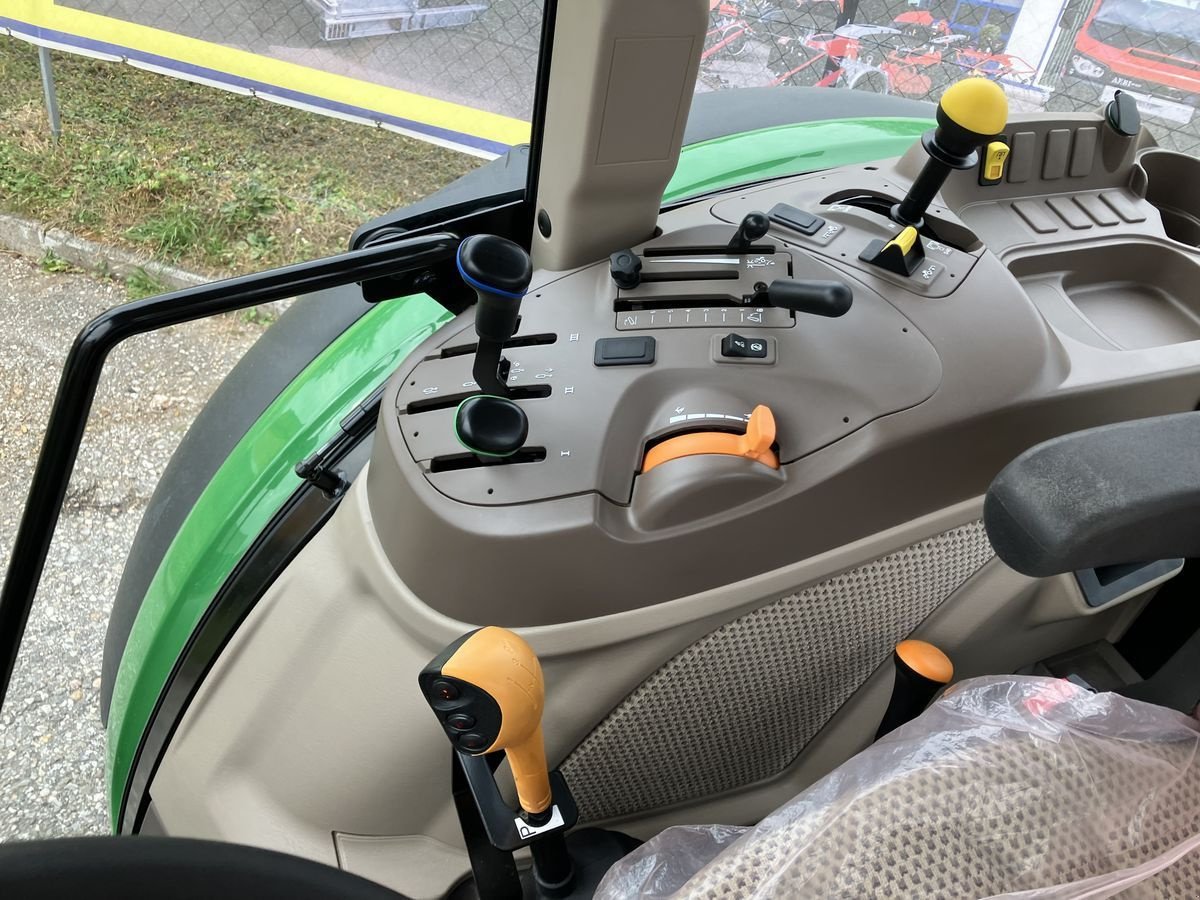 Traktor typu John Deere 5090M, Gebrauchtmaschine v Villach (Obrázek 7)