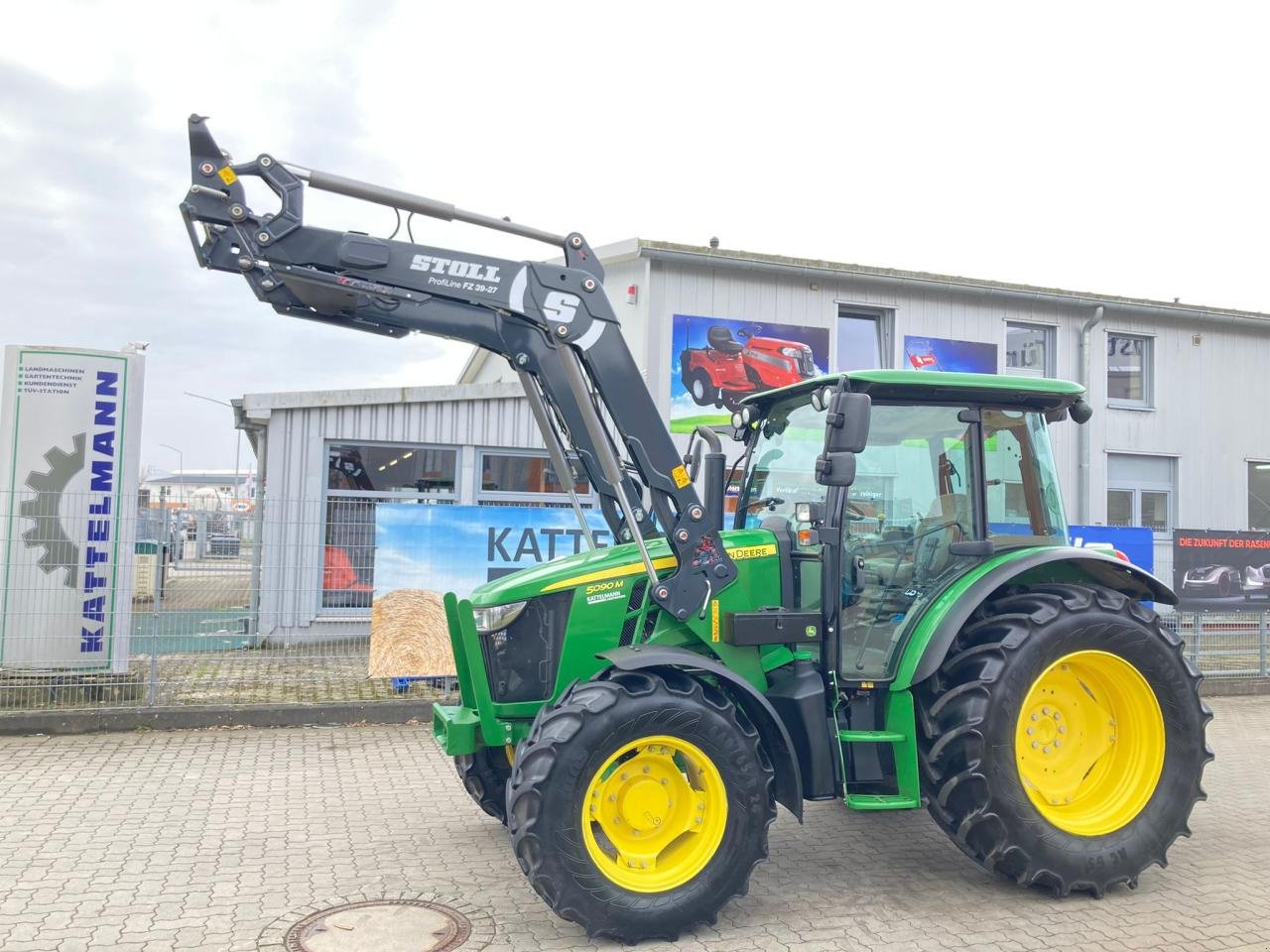 Traktor typu John Deere 5090M, Gebrauchtmaschine w Stuhr (Zdjęcie 2)