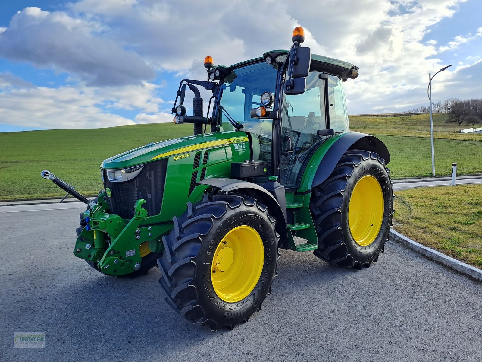Traktor a típus John Deere 5090R / LASTSCHALT (gebrauchter John DEERE 5R), Gebrauchtmaschine ekkor: Kematen (Kép 1)