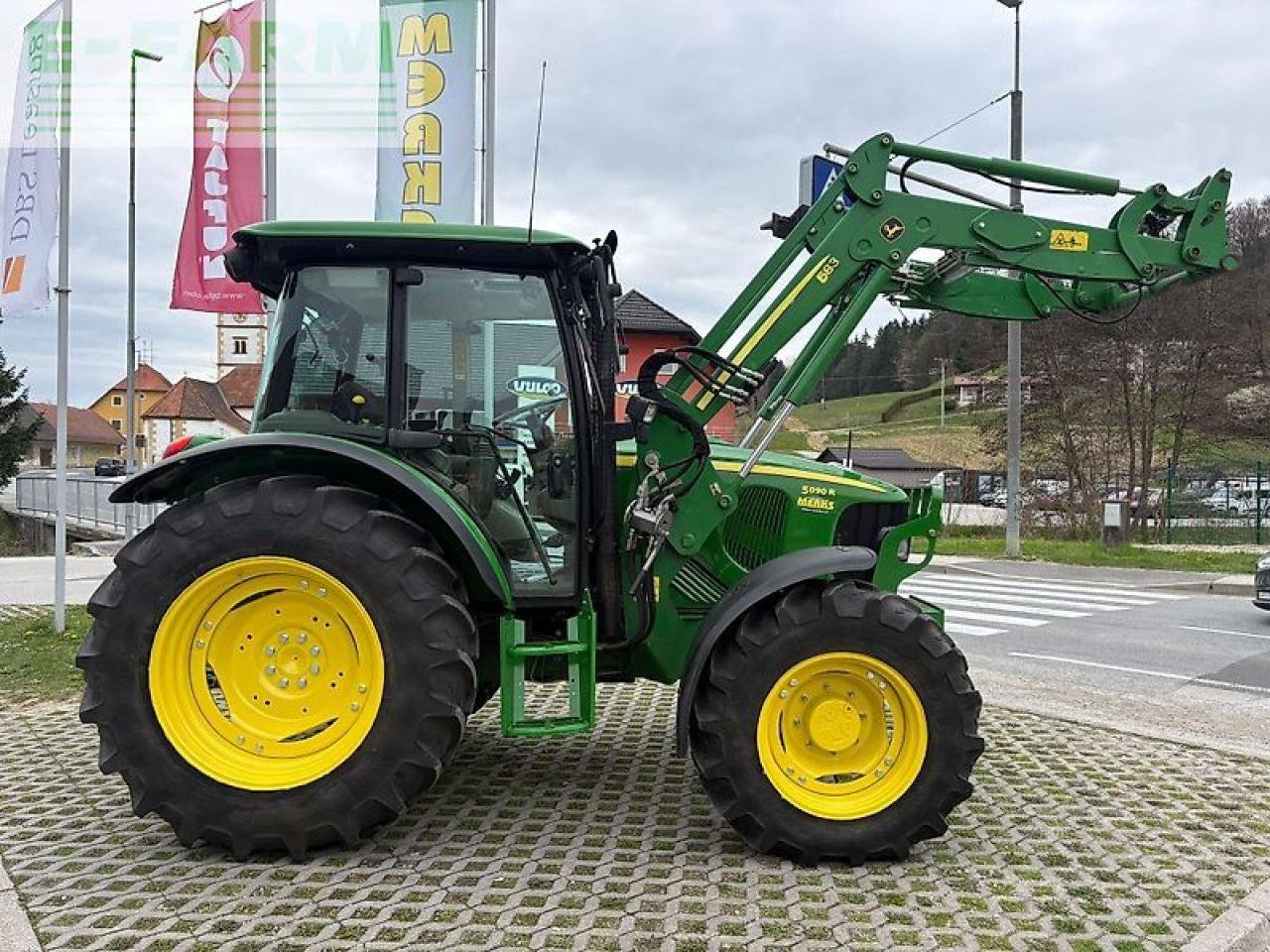 Traktor typu John Deere 5090r, Gebrauchtmaschine v GROBELNO (Obrázek 4)